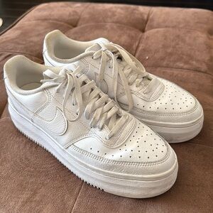 Nike White Athletic Shoes for Men